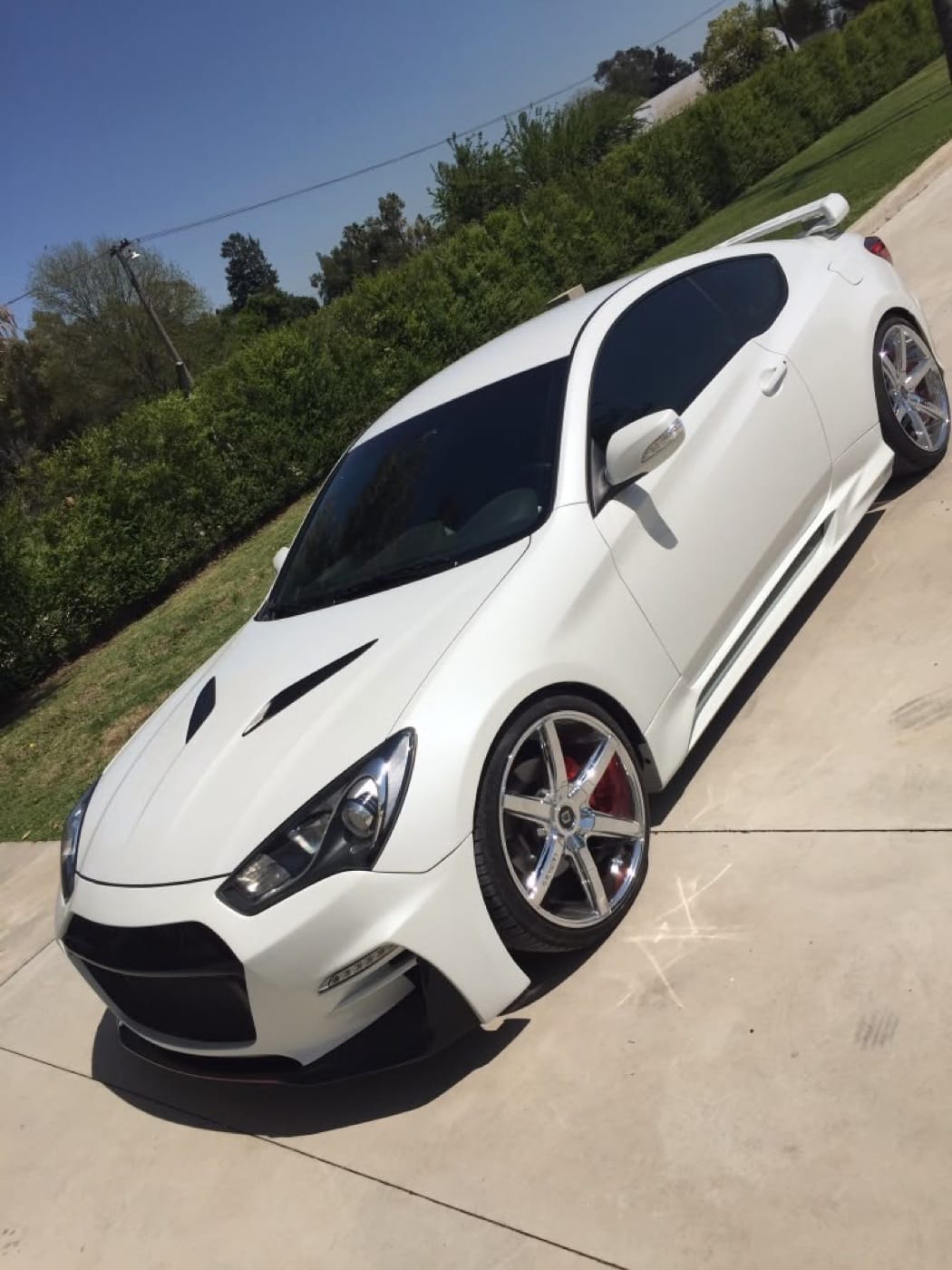 Hyundai Genesis Coupé 2.4T preparado en Sebastiao Performance